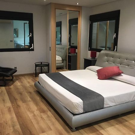 Hotel Fabrik Humanes de Madrid Luaran gambar