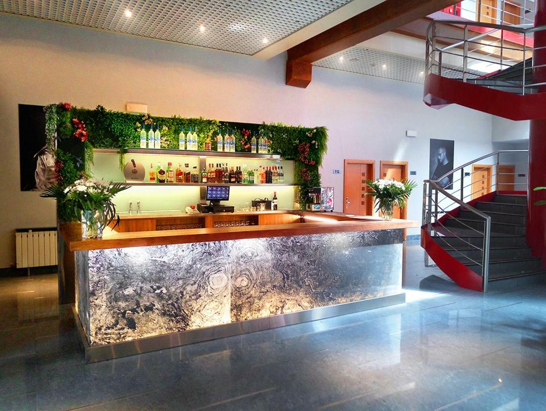 Hotel Fabrik Humanes de Madrid Luaran gambar